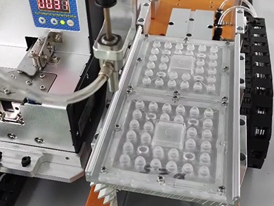 Screw fasten for panel light